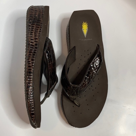 Volatile reptile platform wedge sandals size 9 - Picture 1 of 7